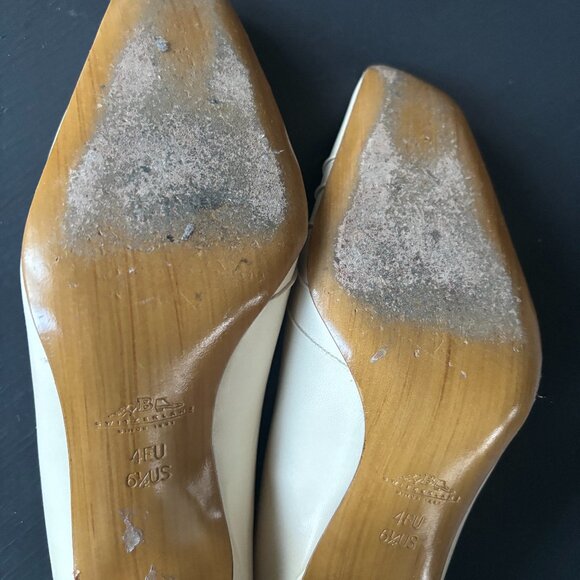 Beautiful Ivory Heels - Bally - Picture 3 of 3